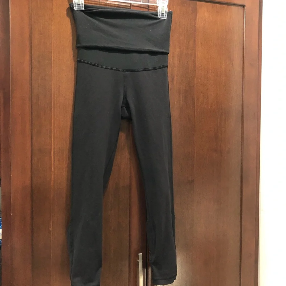 Lululemon SE Wunder Under Dance Pant (Roll Down) 2 - Picture 9 of 14